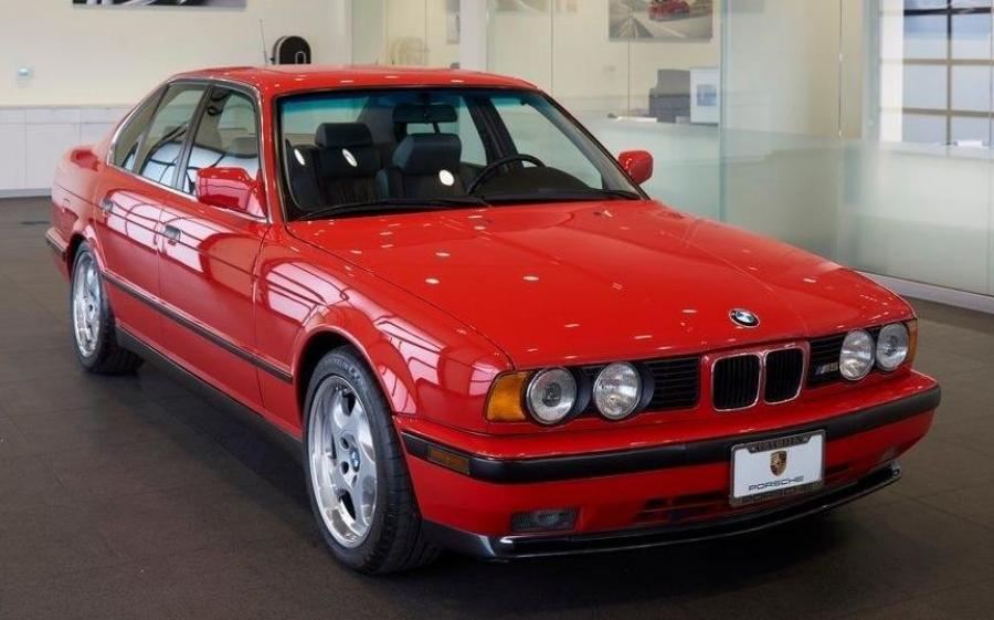 BMW M5 Sedan (E34) '1991
